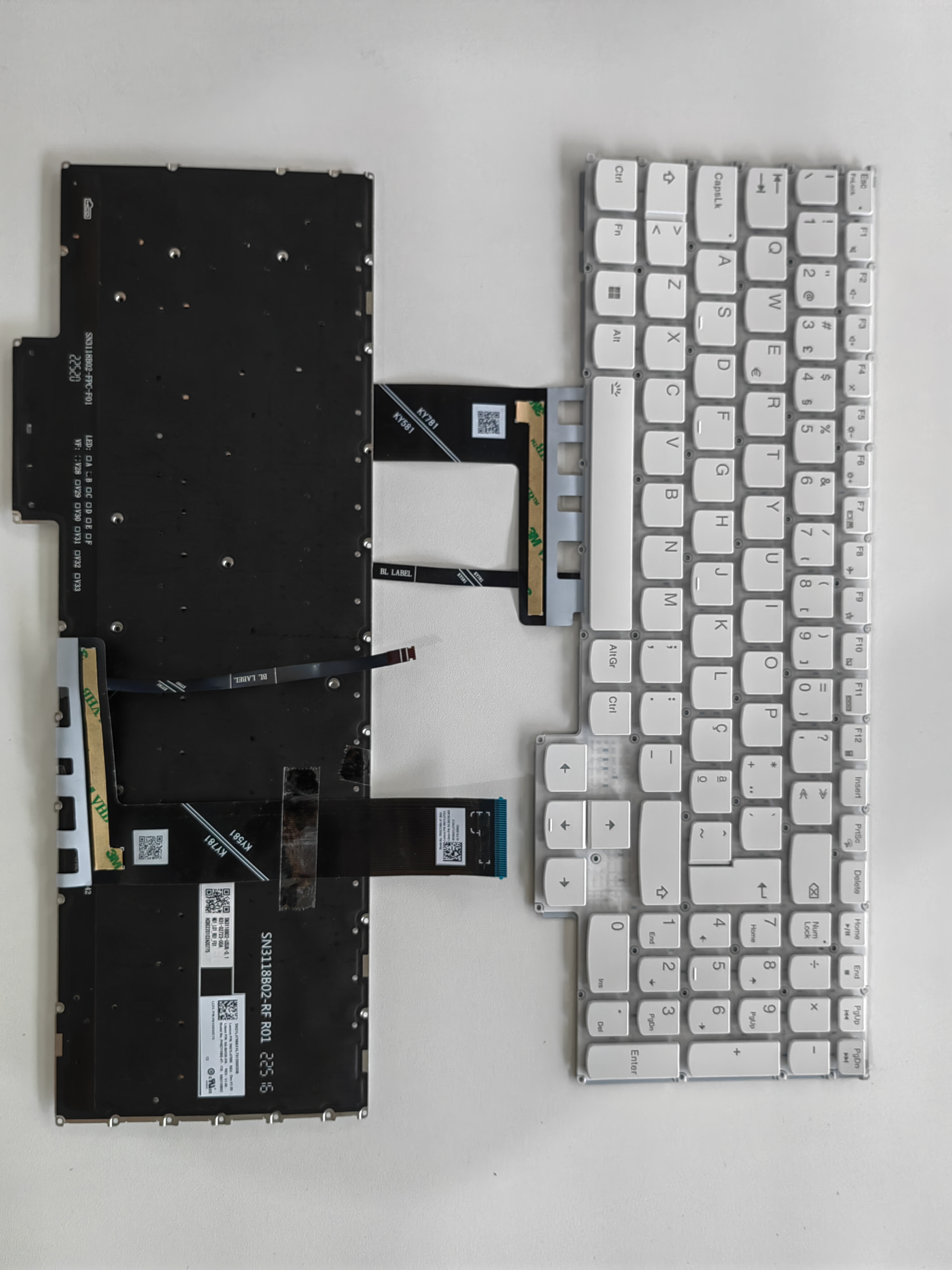 Picture of New Replacement Laptop Keyboard For LENOVO Y7000 2022/R7000 2022 WHITE Backlit PO Layout